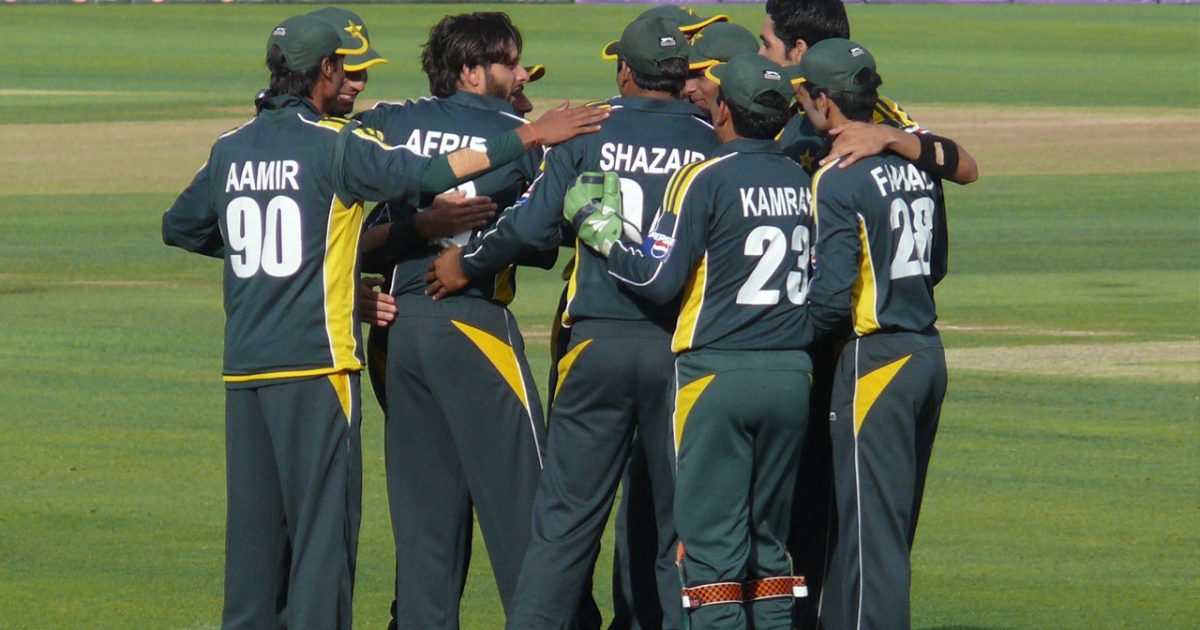 پی سی بی نے قومی ٹیم کے باؤلنگ کوچ کیلئے سابق آل راؤنڈر پ رنظریں جمالیں